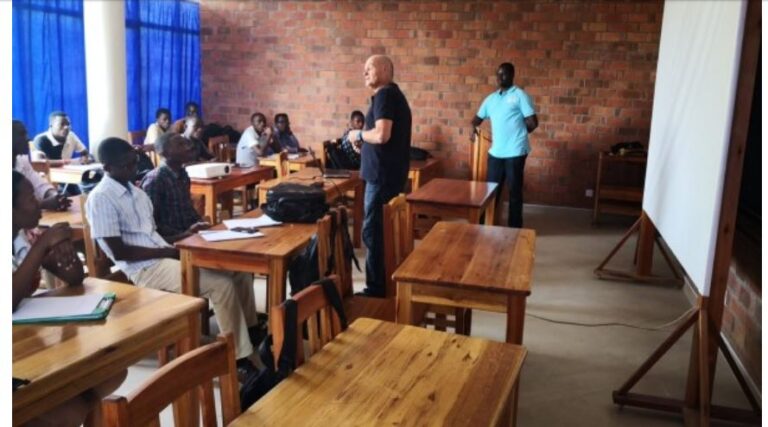 Lire la suite à propos de l’article Mission D&rsquo;appui au développement de la mpr au burundi – par le Dr oyene kossi